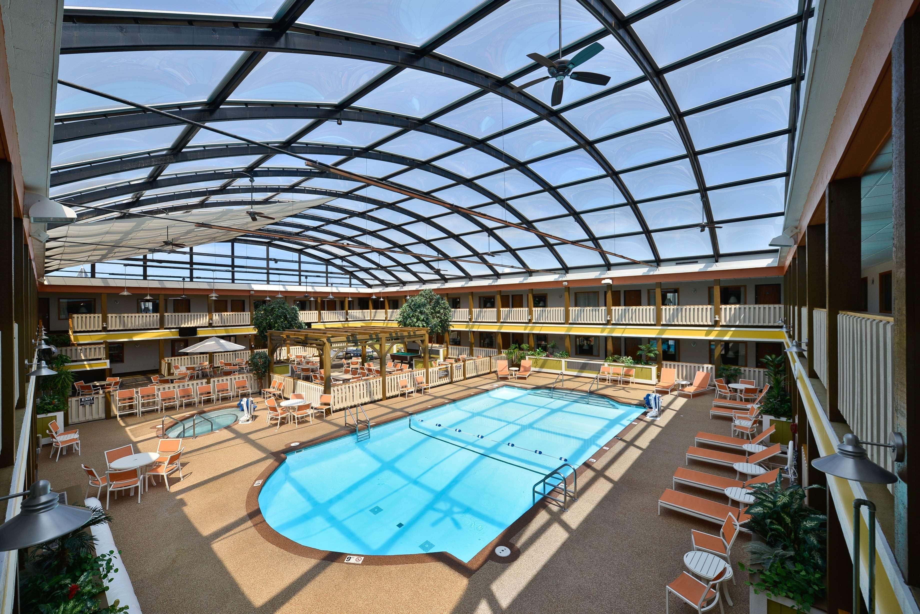 Best Western Plus Dubuque Hotel And Conference Center Zewnętrze zdjęcie