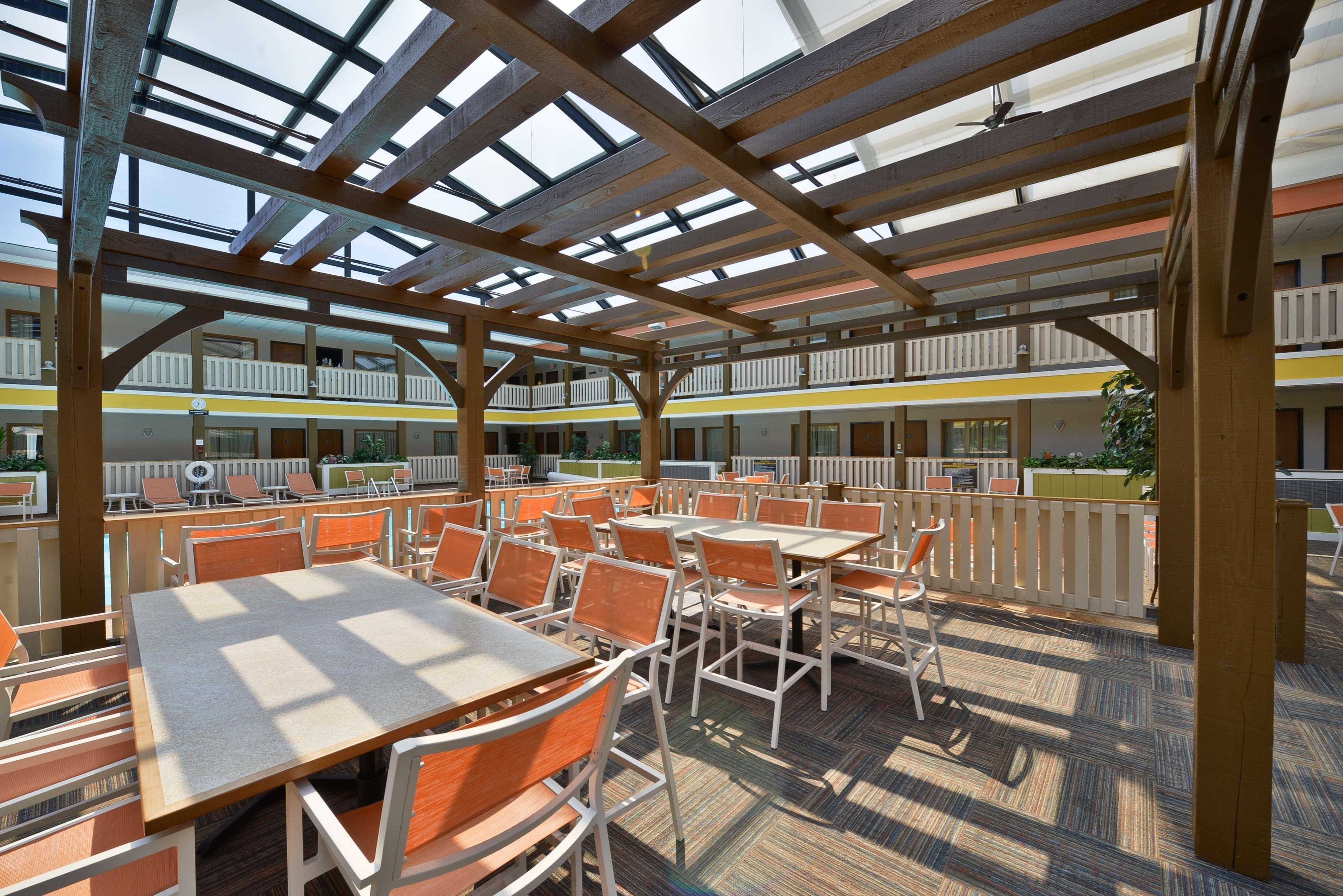 Best Western Plus Dubuque Hotel And Conference Center Zewnętrze zdjęcie