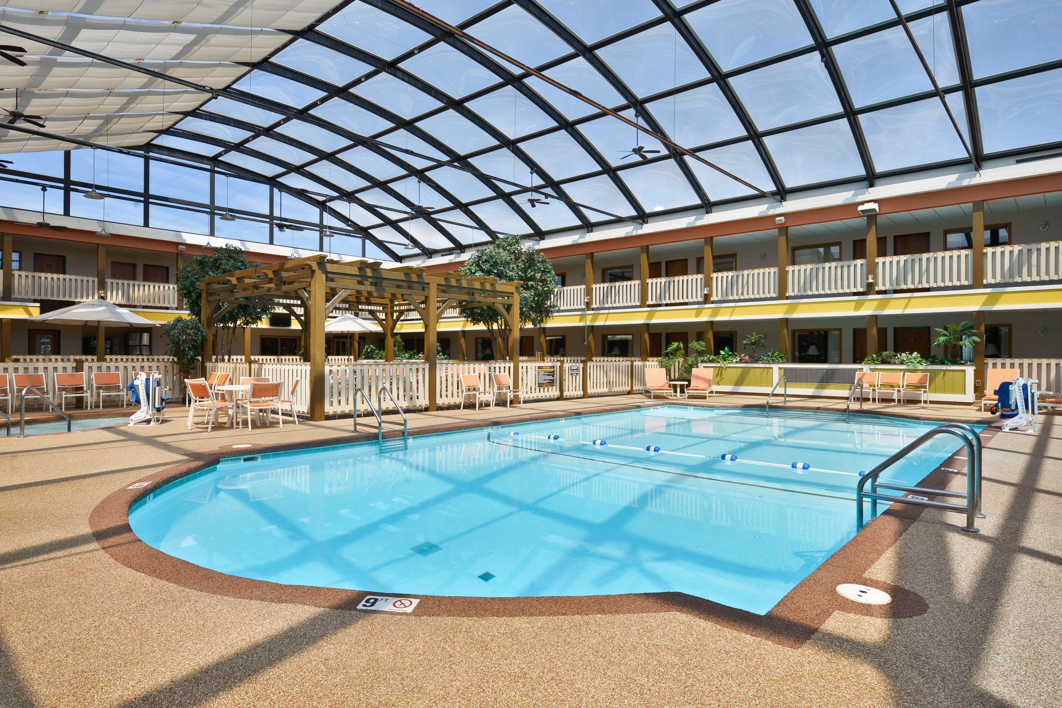 Best Western Plus Dubuque Hotel And Conference Center Zewnętrze zdjęcie